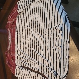 Long sleeve light sweater